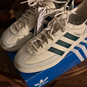 Adidas Men's Off-White and Dark Green SPEZIAL Sneakers